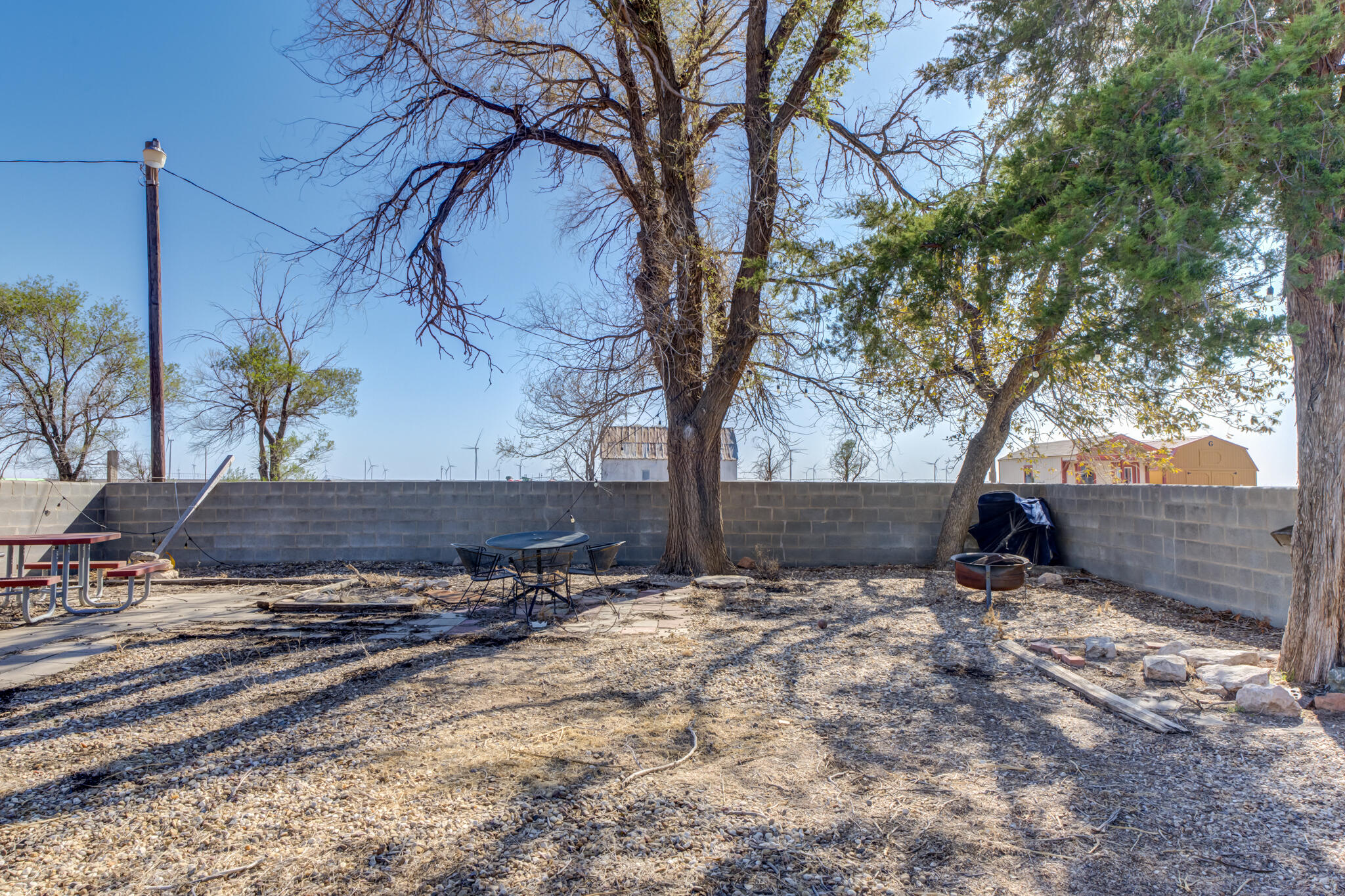 2741 County Road 3 Slaton, TX 79364 - Photo 42 of 51 a view of a backyard of the house