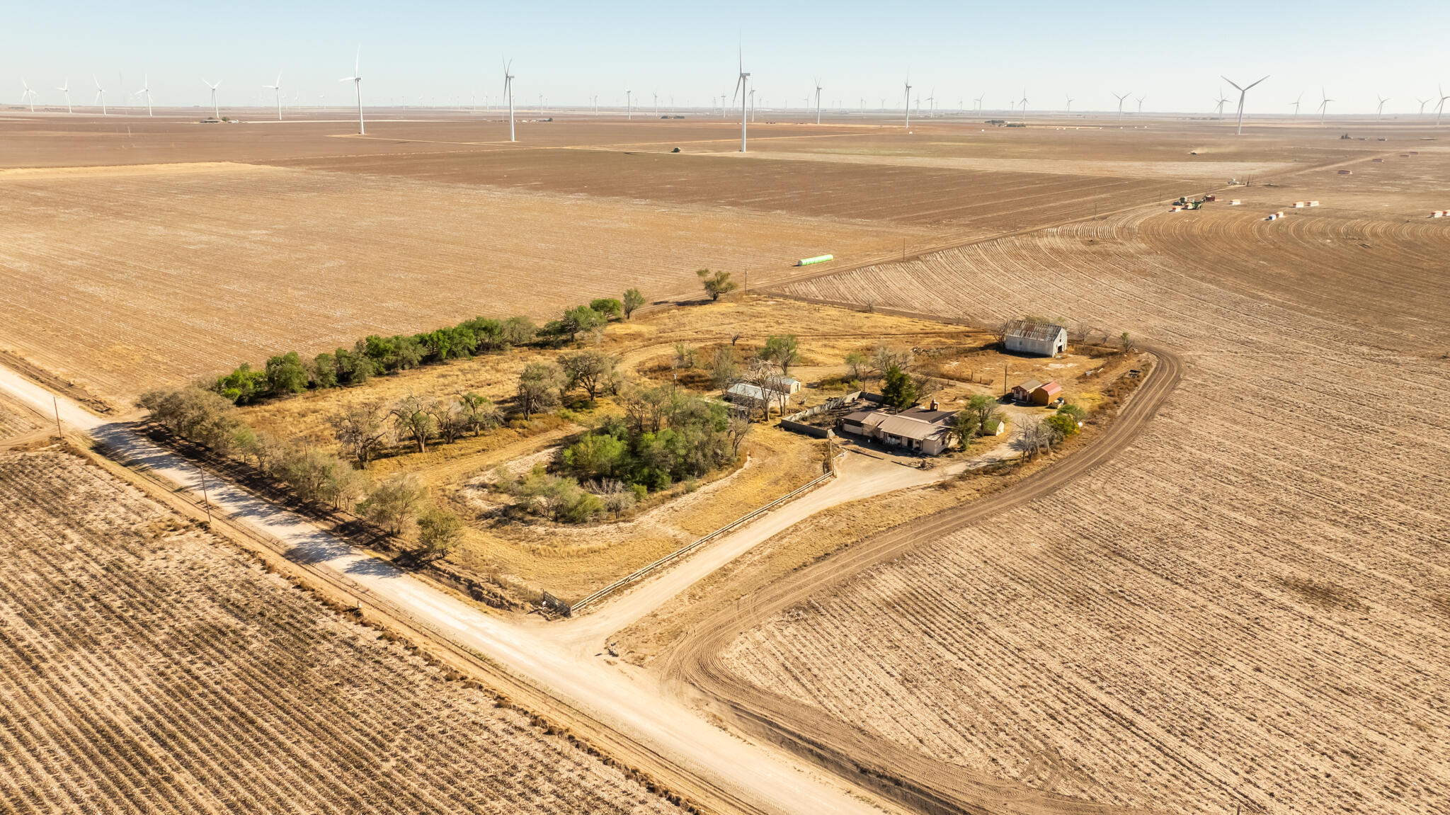 2741 County Road 3 Slaton, TX 79364 - Photo 49 of 51 a view of an ocean and beach