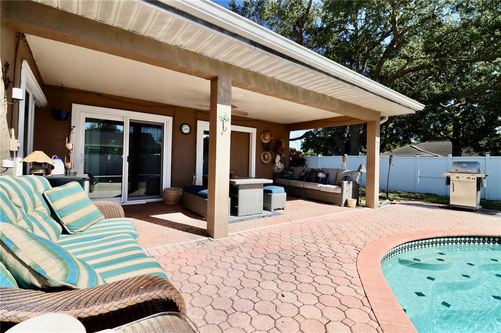 9200 Walsingham Road Largo, FL 33773 - Photo 38 of 42