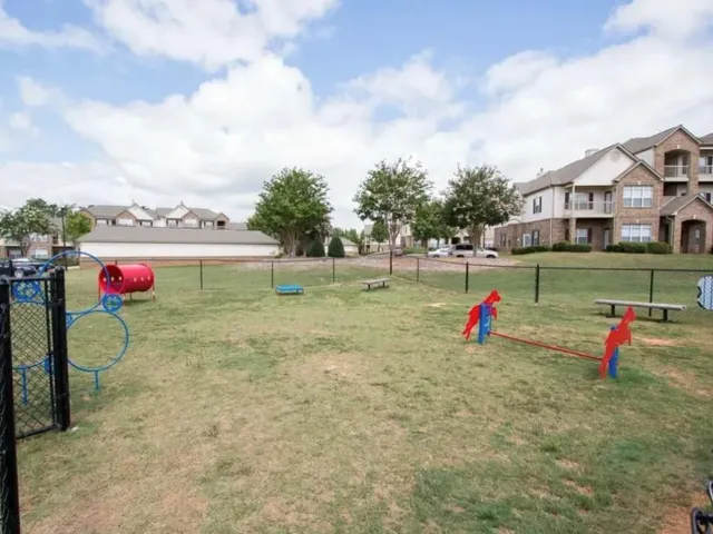 $1,734 | 100 Crossing Boulevard, Unit 1518, McDonough, GA 30253