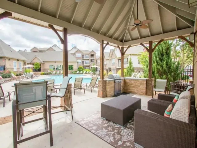 $1,734 | 100 Crossing Boulevard, Unit 1518, McDonough, GA 30253