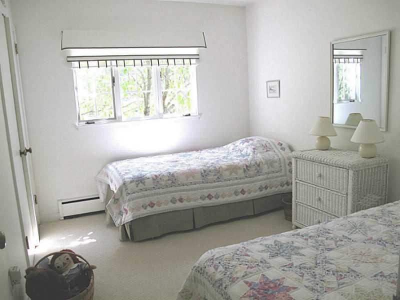 309 Guys Run Road Cheswick, PA 15024 - Photo 15 of 23 Bedroom.