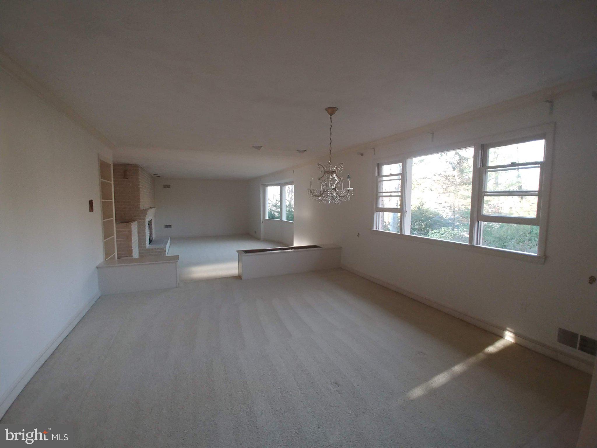1429 Laburnum Street McLean, VA 22101 - Photo 9 of 26 Spacious room with abundant light.