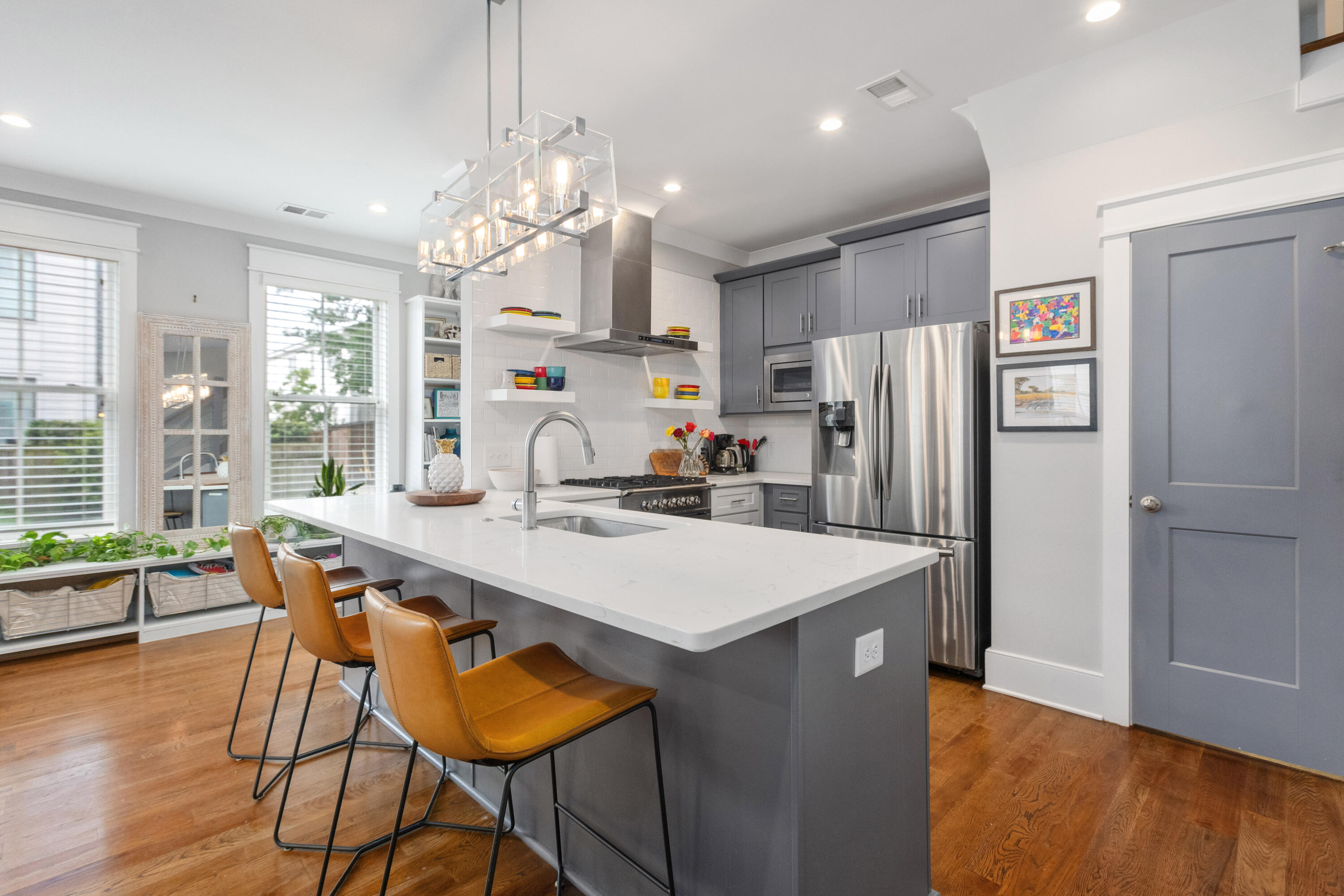 3 1/2 Maranda Holmes Street, Unit B Charleston, SC 29403 - Photo 6 of 46 31.5MarandaHolmes#B-CasaVerdeMediaLLC13