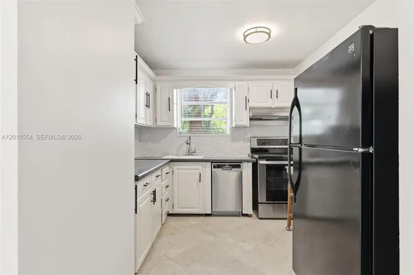 $3,450 | Flamingo-Lummus, Miami Beach, FL 33139