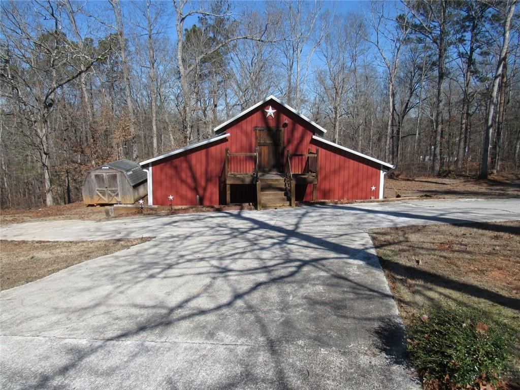 240 West Miles Road Carrollton, GA 30116 - Photo 11 of 67