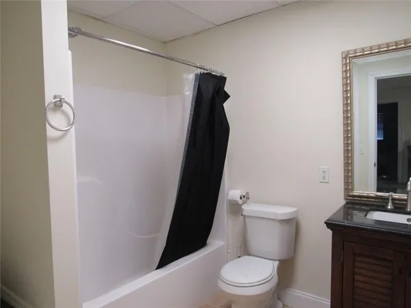 $800,000 | 240 West Miles Road, Carrollton, GA 30116