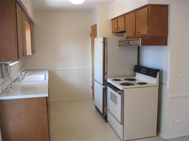 873 Neff Road Grosse Pointe, MI 48230 - Photo 12 of 15 31043914-11.JPG