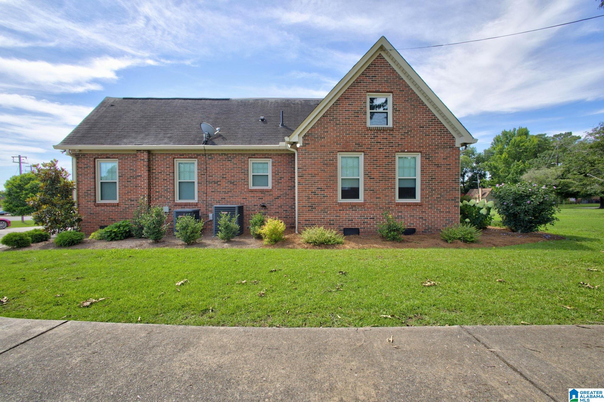400 5th Street South Clanton, AL 35045 - Photo 41 of 45