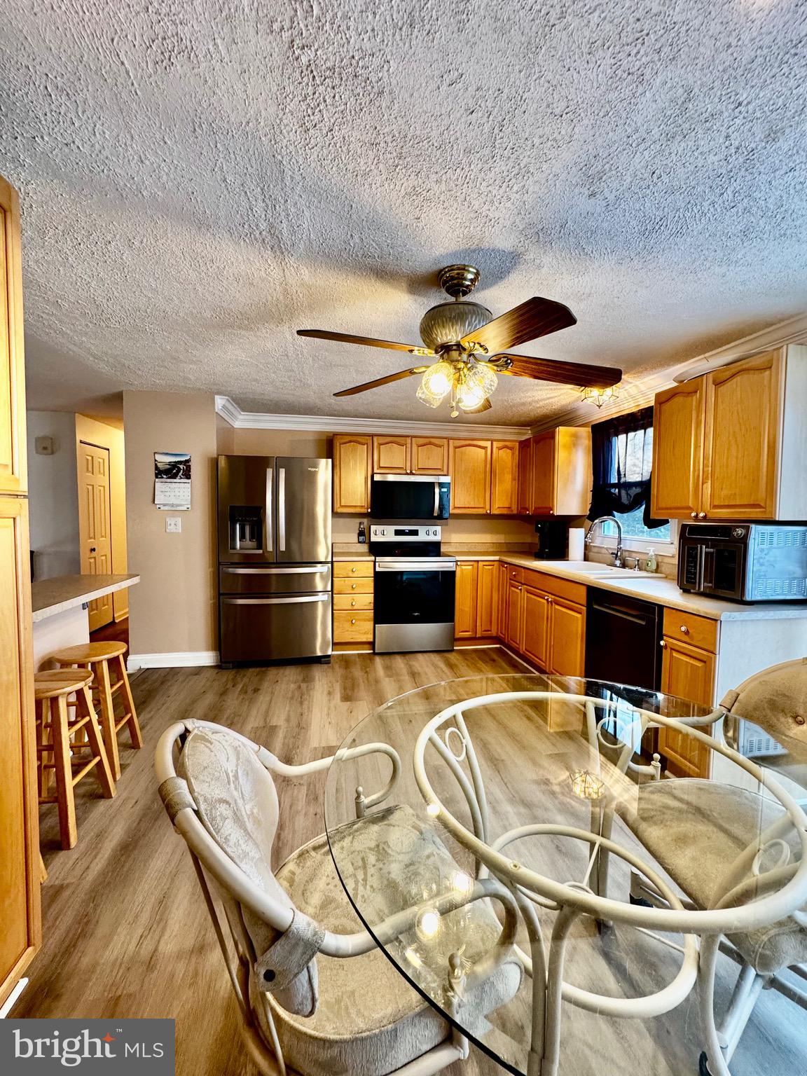 7854 Tick Neck Road Pasadena, MD 21122 - Photo 3 of 42