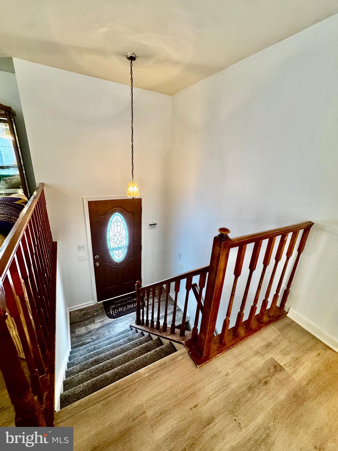 7854 Tick Neck Road Pasadena, MD 21122 - Photo 6 of 42 Front Foyer