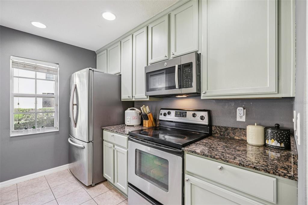 5456 River Rock Road Lakeland, FL 33809 - Photo 9 of 25