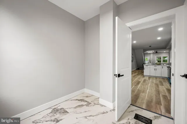 $2,550 | 5113 West Thompson Street, Philadelphia, PA 19131