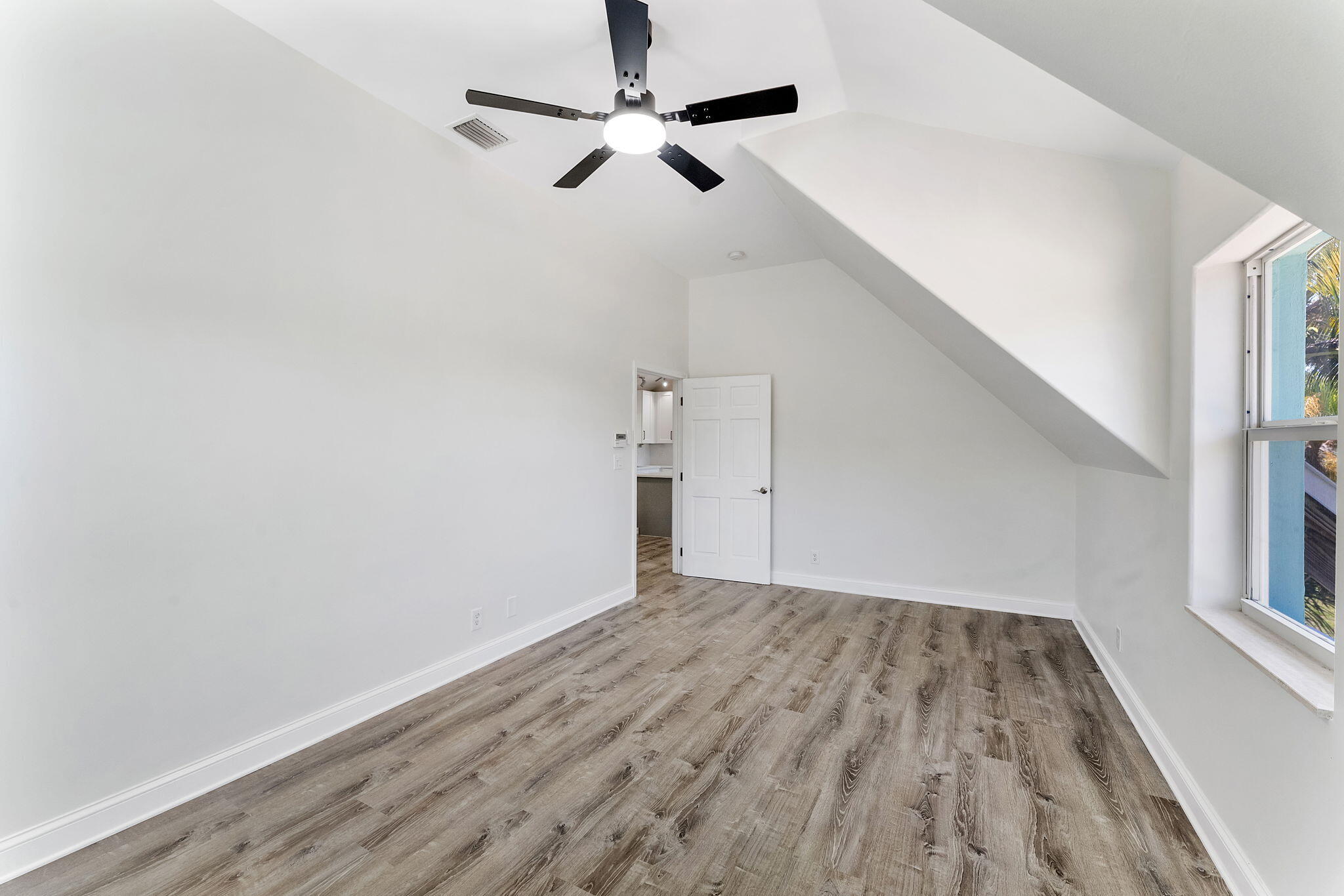 7044 Thompson Road Boynton Beach, FL 33426 - Photo 22 of 43 Nick 21