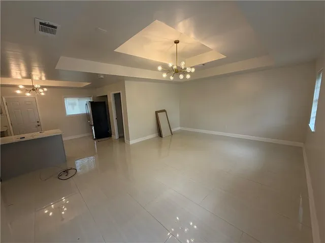 $2,000 | 2921 Kenwood Drive, Gretna, LA 70056