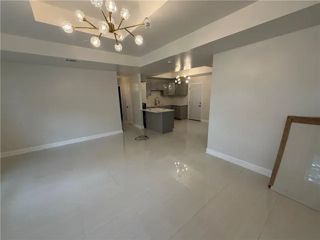 $2,000 | 2921 Kenwood Drive, Gretna, LA 70056