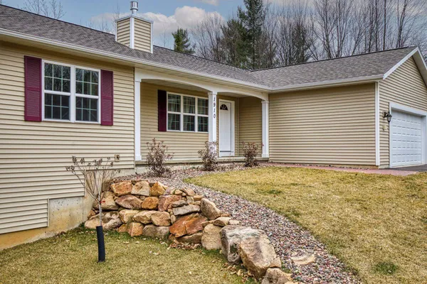 $425,000 | 1910 Buckhorn Avenue, Schofield, WI 54476