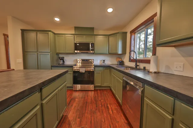 $975,000 | N8510 Fish, New Lisbon, WI 53950