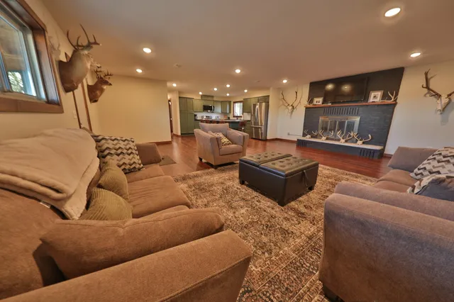 $975,000 | N8510 Fish, New Lisbon, WI 53950