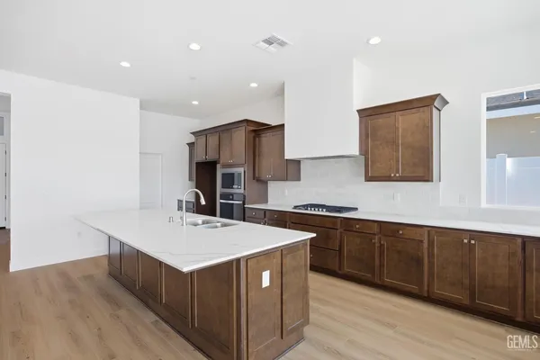 $624,900 | Undisclosed Address, Bakersfield, CA 93314