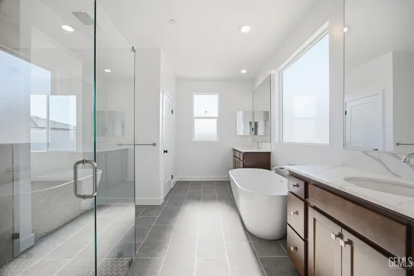 $624,900 | Undisclosed Address, Bakersfield, CA 93314