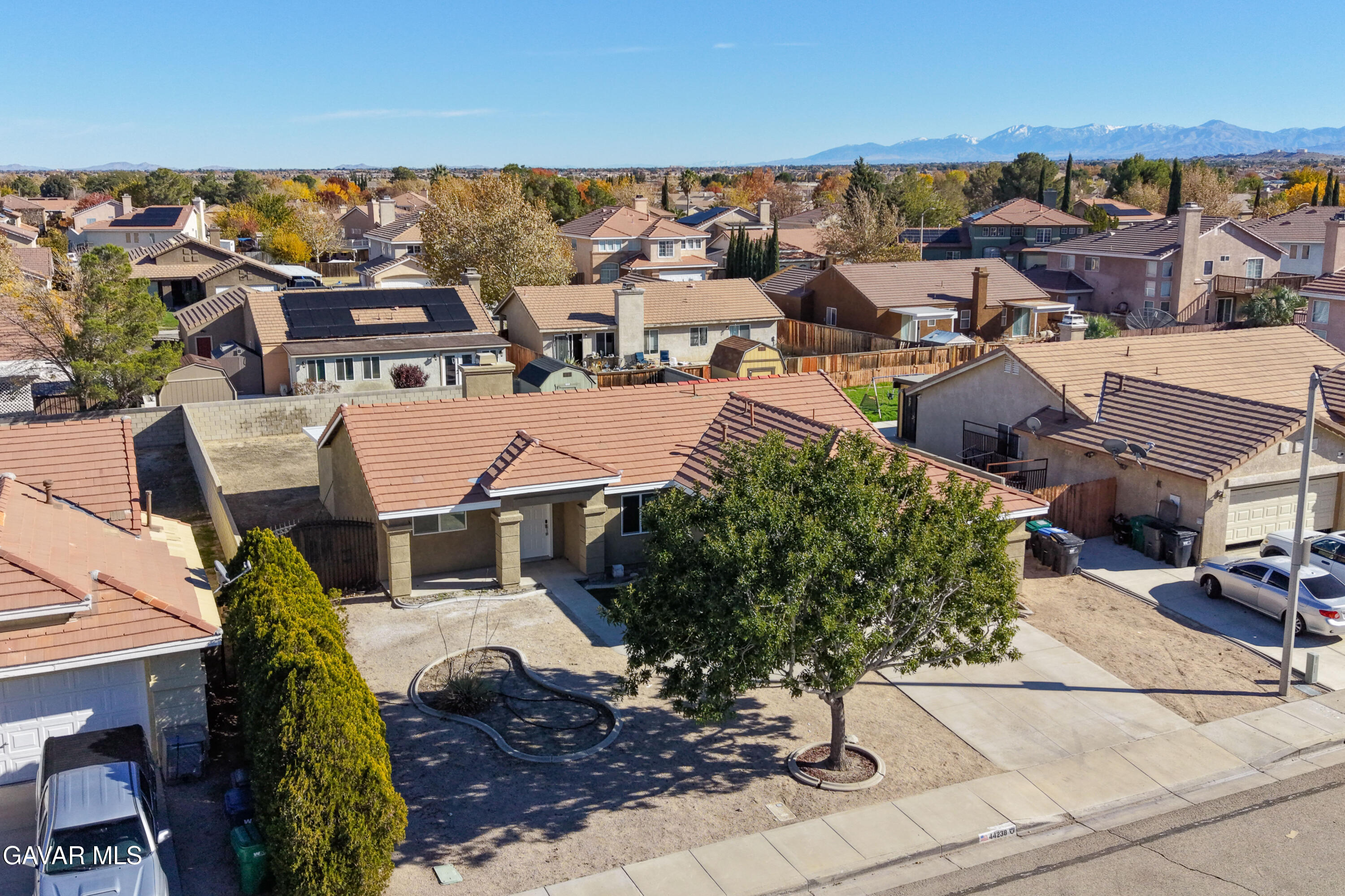44238 Encanto Way Lancaster, CA 93536 - Photo 27 of 32 an aerial view of residential houses with outdoor space