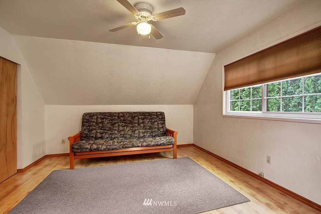 109 219th Place Southeast Bothell, WA 98021 - Photo 13 of 18