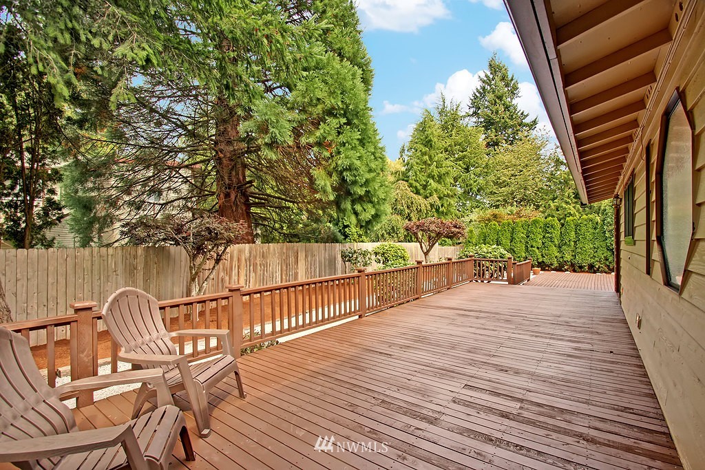 109 219th Place Southeast Bothell, WA 98021 - Photo 17 of 18