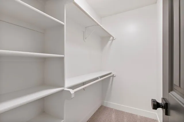 $764,900 | 1809 Halls Creek Avenue, Raymore, MO 64083