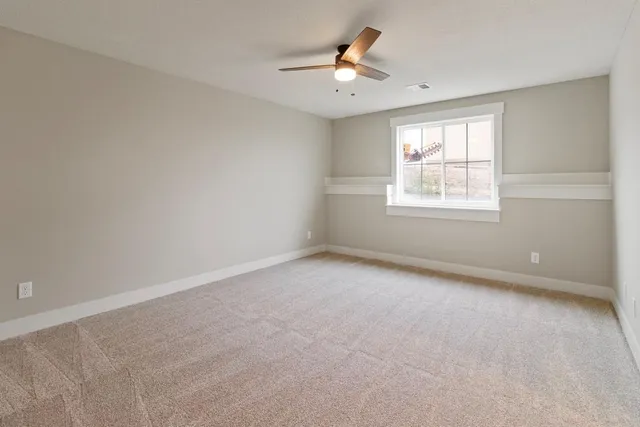 $764,900 | 1809 Halls Creek Avenue, Raymore, MO 64083