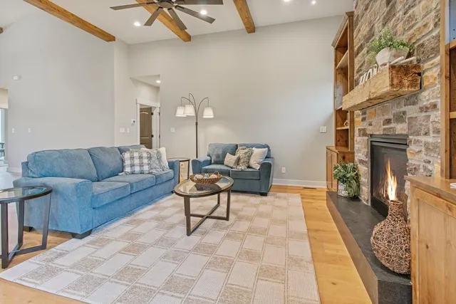 $764,900 | 1809 Halls Creek Avenue, Raymore, MO 64083