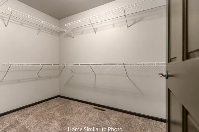 $414,900 | 1696 Betty Jean Ln Green, Green Bay, WI 54313