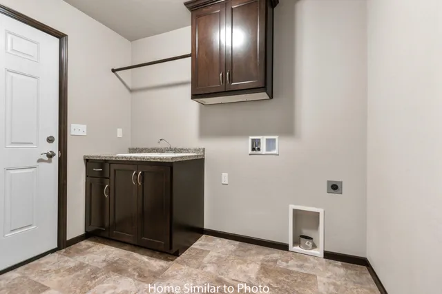 $414,900 | 1696 Betty Jean Ln Green, Green Bay, WI 54313