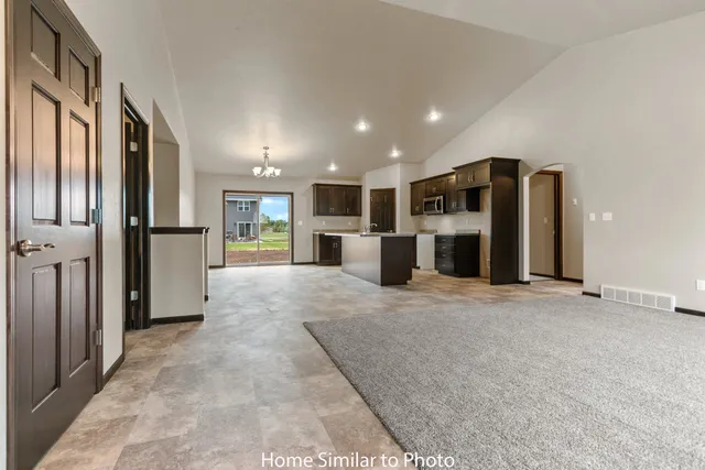 $414,900 | 1696 Betty Jean Ln Green, Green Bay, WI 54313