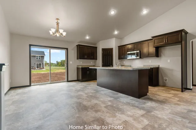 $414,900 | 1696 Betty Jean Ln Green, Green Bay, WI 54313