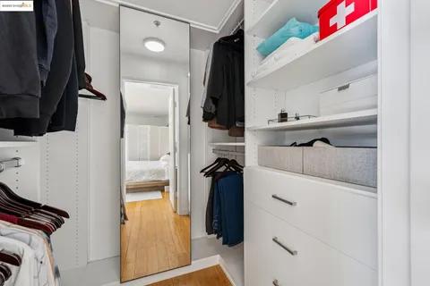 $675,000 | 850 West Grand Avenue, Unit 17, Oakland, CA 94607