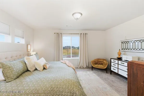 $675,000 | 880 East Allenby Court, Post Falls, ID 83854