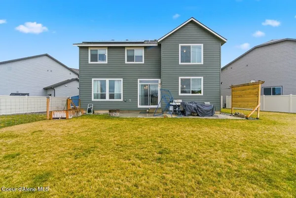 $675,000 | 880 East Allenby Court, Post Falls, ID 83854
