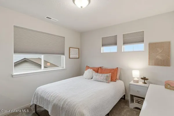 $675,000 | 880 East Allenby Court, Post Falls, ID 83854