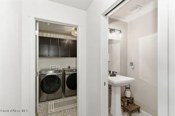 $675,000 | 880 East Allenby Court, Post Falls, ID 83854