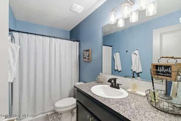 $675,000 | 880 East Allenby Court, Post Falls, ID 83854