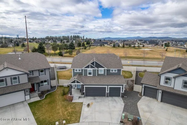 $675,000 | 880 East Allenby Court, Post Falls, ID 83854