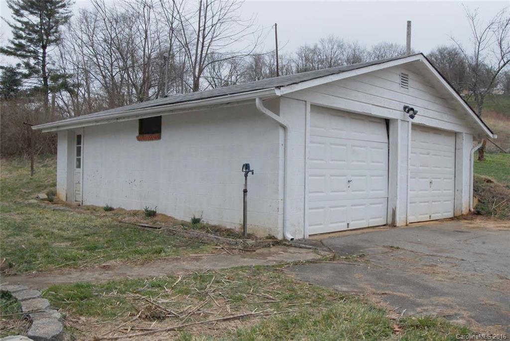 819 Coffee Branch Road Canton, NC 28716 - Photo 5 of 14