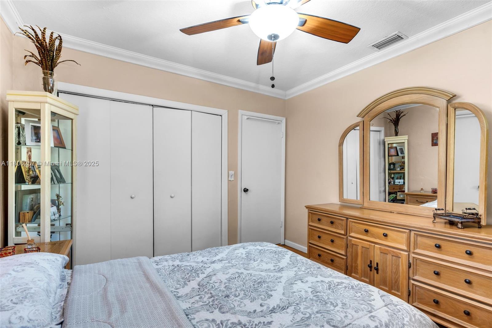 1901 Southwest 37th Avenue Miami, FL 33145 - Photo 15 of 35