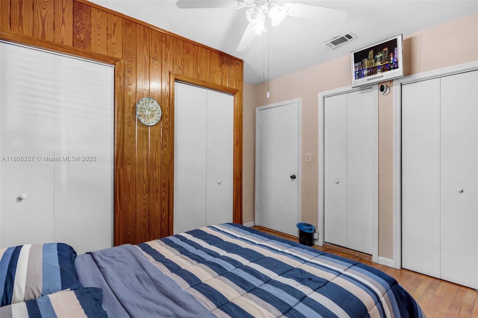 1901 Southwest 37th Avenue Miami, FL 33145 - Photo 19 of 35