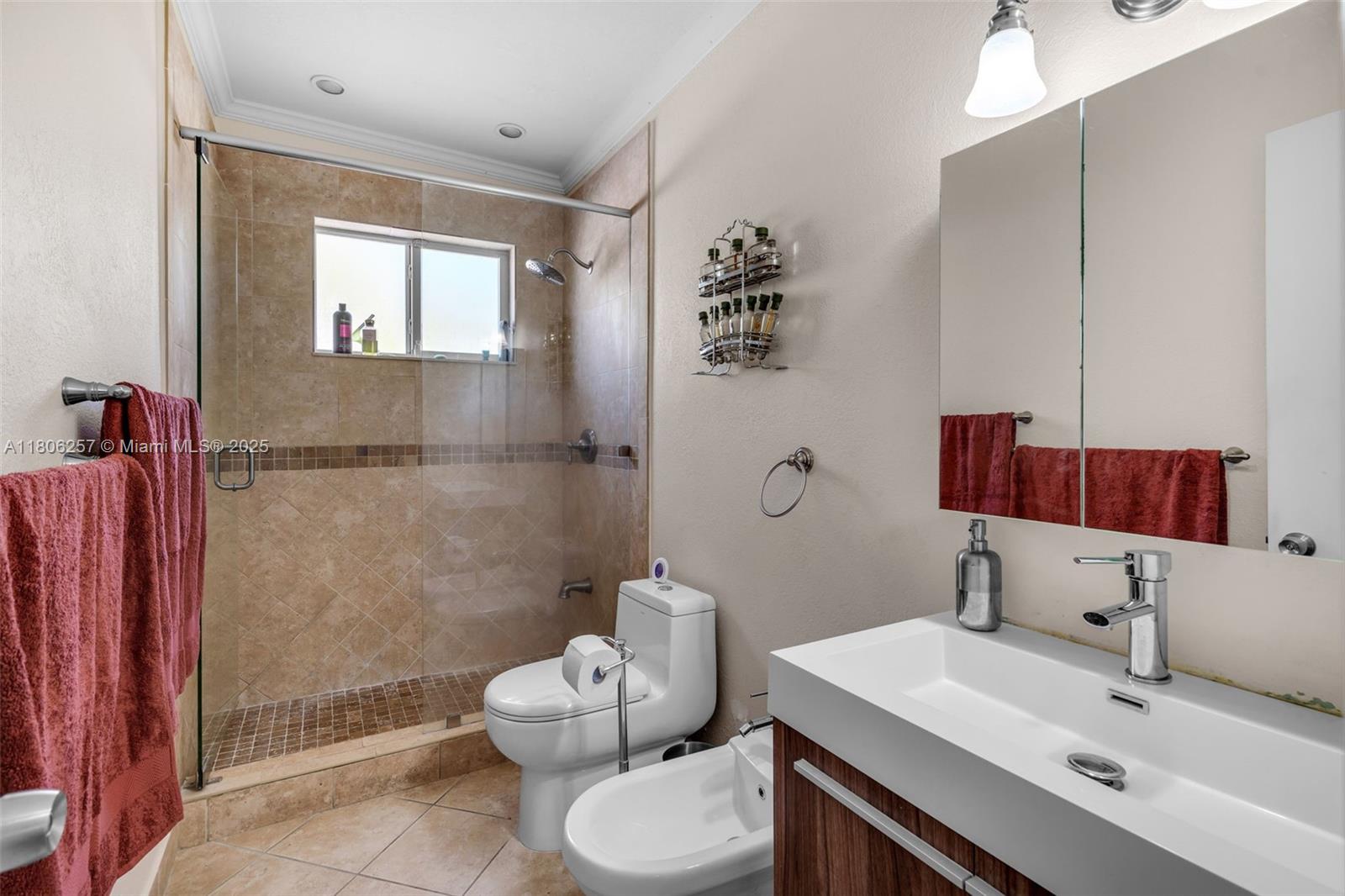 1901 Southwest 37th Avenue Miami, FL 33145 - Photo 22 of 35