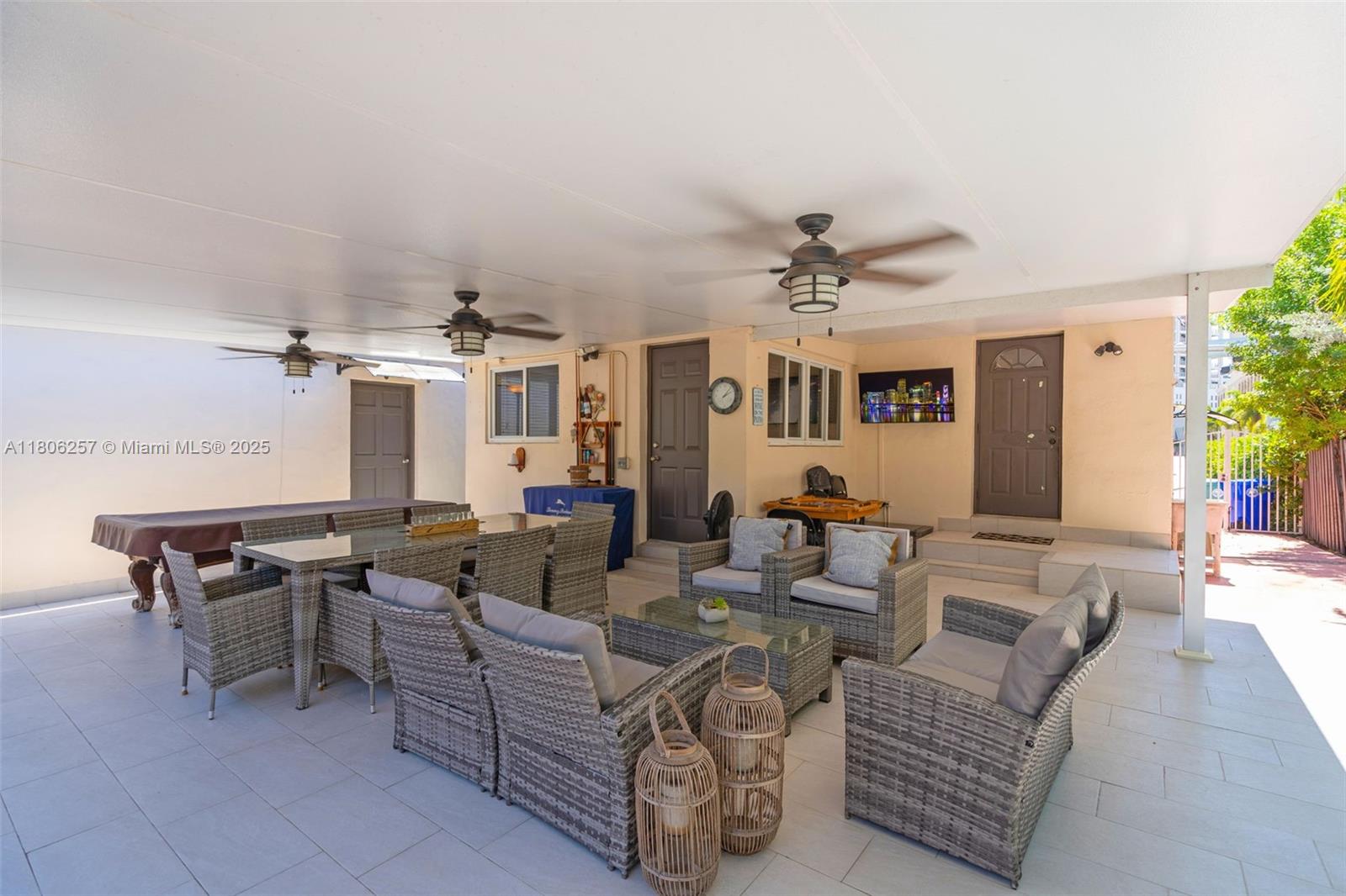 1901 Southwest 37th Avenue Miami, FL 33145 - Photo 27 of 35