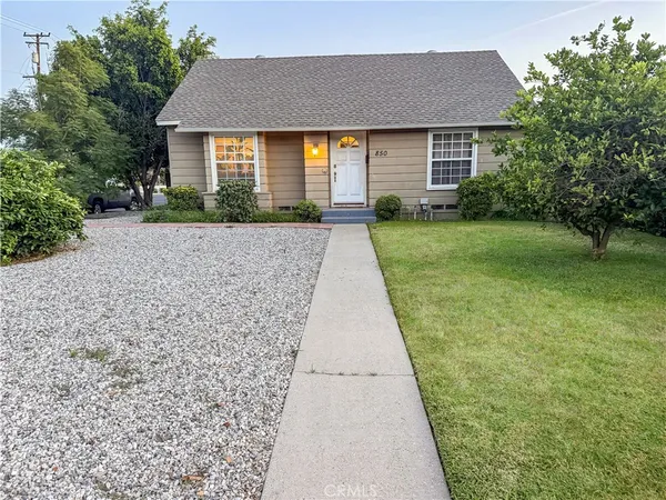 $3,300 | 850 Oakdale Avenue, Monrovia, CA 91016