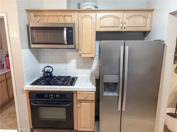 $3,300 | 850 Oakdale Avenue, Monrovia, CA 91016