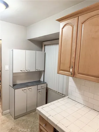 $3,300 | 850 Oakdale Avenue, Monrovia, CA 91016